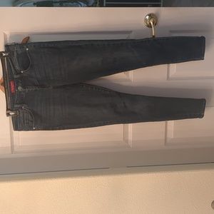 Guess stonewashed jeans